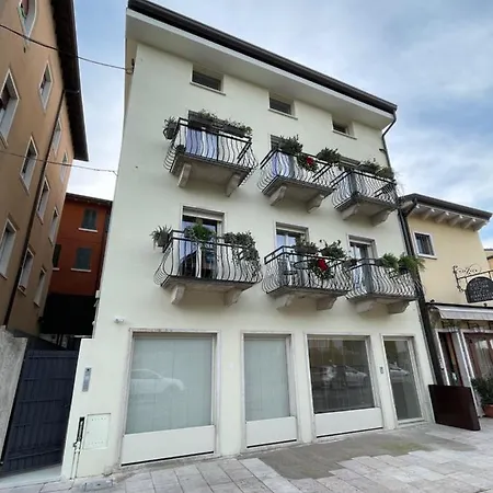 Lucia Holiday Apartments Lazise Exterior photo