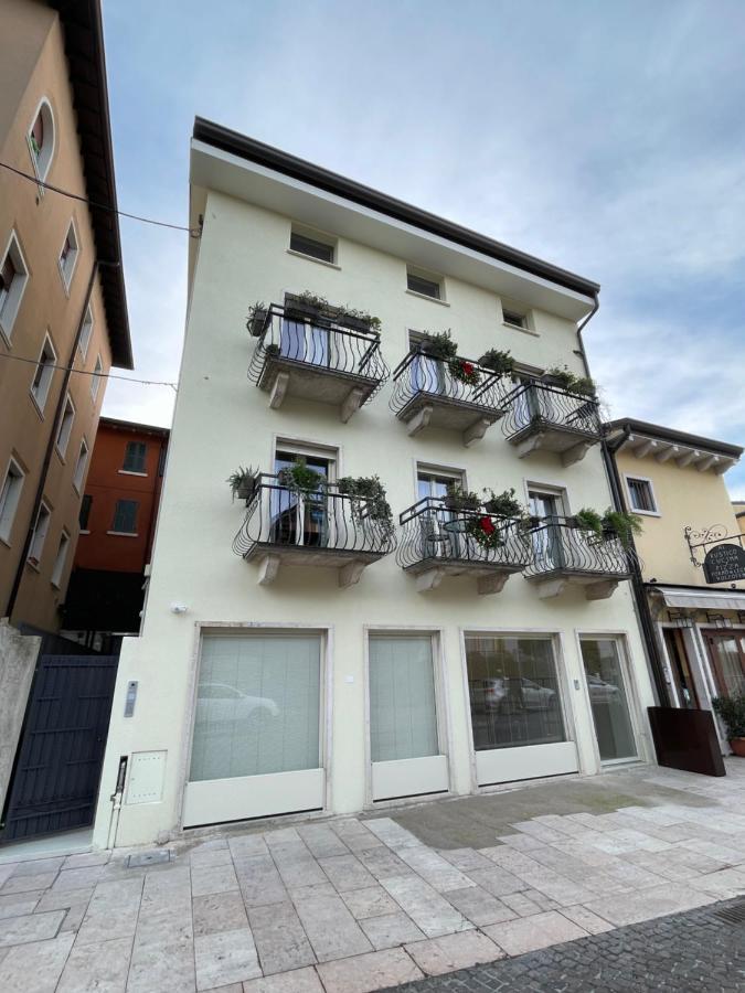 Lucia Apartment *